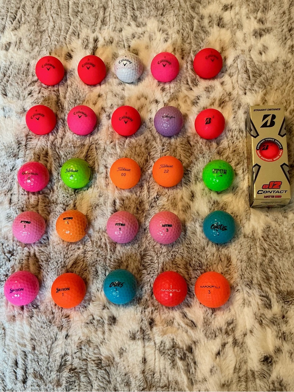 25 Preowned Golf Balls+Bonus New Sleeve of Bridgestone